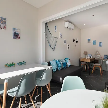 Lemon Apartment