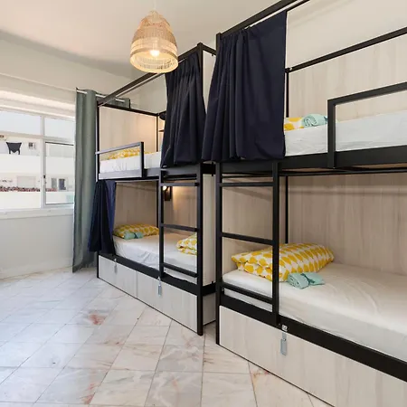 Lemon Apartment *